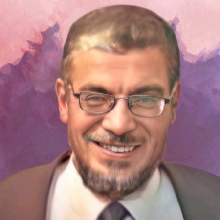 الأستاذ خالد إسماعيل شحاتة.. سيظل خالداً معلم الأجيال ورجل المواقف النبيلة.. لم يمر في حياتي مرور الكرام بل ترك فيها أثراً لا يُمحى