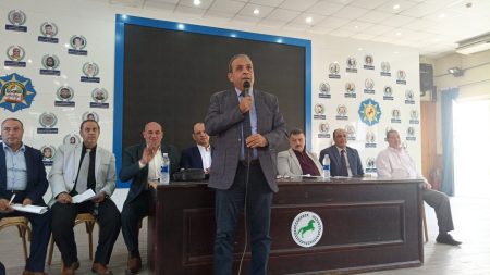 مدير تعليم شرق الزقازيق الجديد يعقد اجتماعا موسعا للقيادات الإشرافية لوضع خارطة تطوير شاملة للعام الدراسي