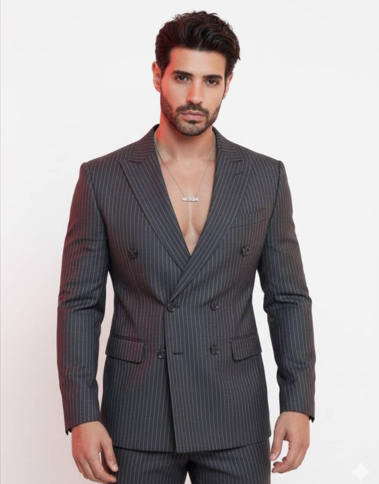 مصري يخطف الأنظار عالميًا بعد ترشيحه لقائمة أجمل 100 وجه في العالم