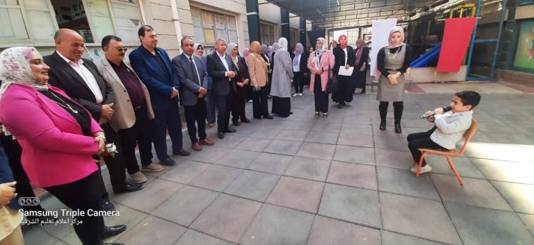 في أجواء احتفالية مبهرة وكيل أول تعليم الشرقية يشهد احتفال رياض الأطفال بعيد الطفولة بمدرسة عمرو شبل الرسمية للغات