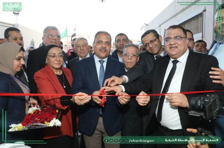 محافظ الشرقية يشارك احتفالية افتتاح مستشفى “٢٥ يناير” بقرية الشبراوين بمركز ههيا لتقديم خدمات طبية مجانية لأبناء المحافظة
