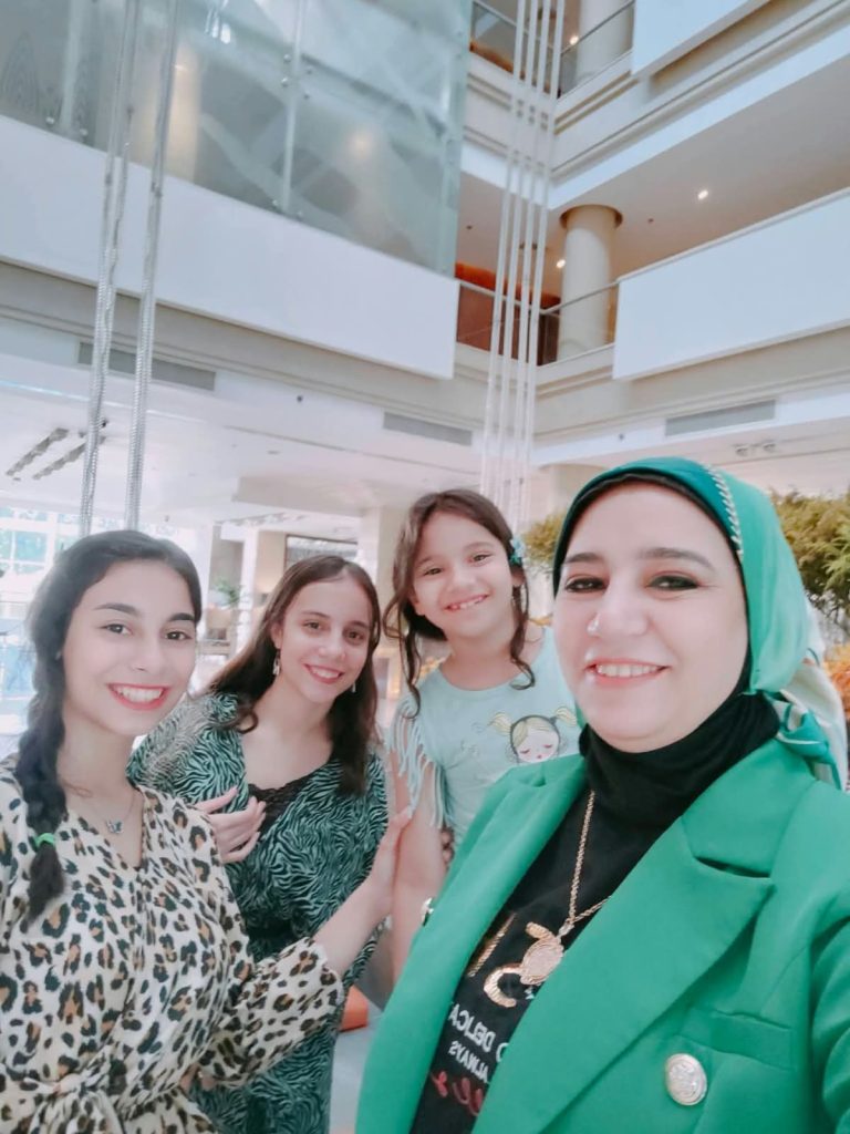 «الأميرة فريدة» في عيد ميلادها ودعوات أم لا تنام