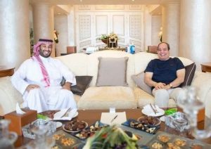 من دفاتر هيئة كهربة الريف إلى حسابات الشركة القابضة.. أين محاضر التسليم والتسلم؟ أرصدة انتقلت والتزامات أعيد تنظيمها.. والعاملون يطالبون بكشف حساب لا يترك سؤالا بلا إجابة من نسبة الـ25% وكشوف الشيكات إلى الحسابات الختامية هل اكتملت المطابقة المالية عند نقل الأصول؟ ملف المستندات في مواجهة المسؤولية المؤسسية من يحتفظ بالأصول؟ ومن يملك الإجابة؟